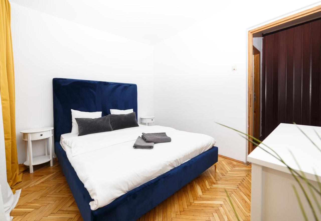 Color Ap Calea Victoriei 12C Apartment Bucureşti Ngoại thất bức ảnh