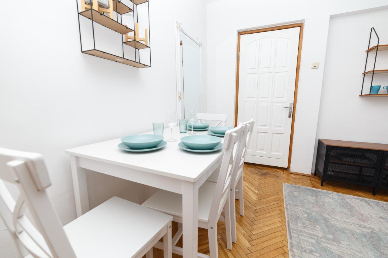Color Ap Calea Victoriei 12C Apartment Bucureşti Ngoại thất bức ảnh