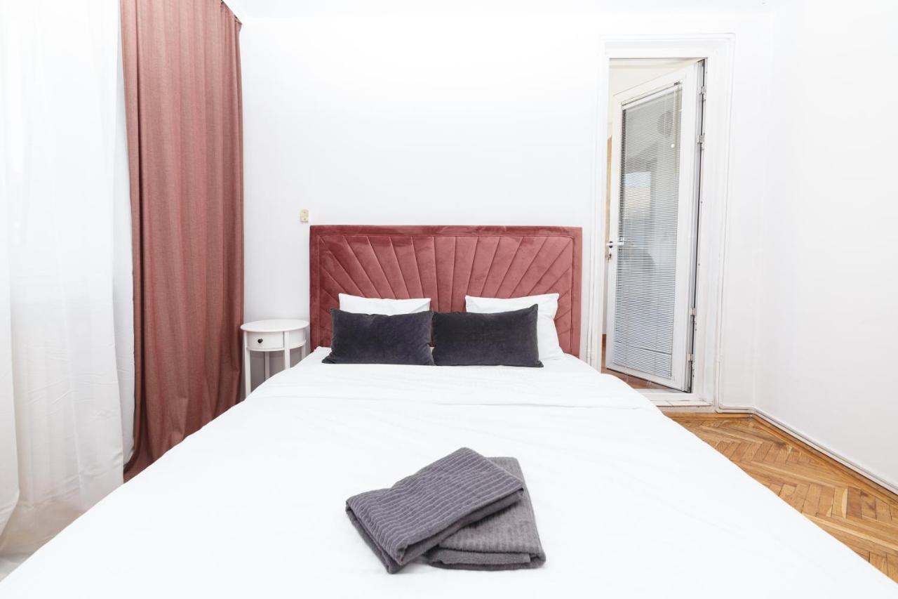 Color Ap Calea Victoriei 12C Apartment Bucureşti Ngoại thất bức ảnh